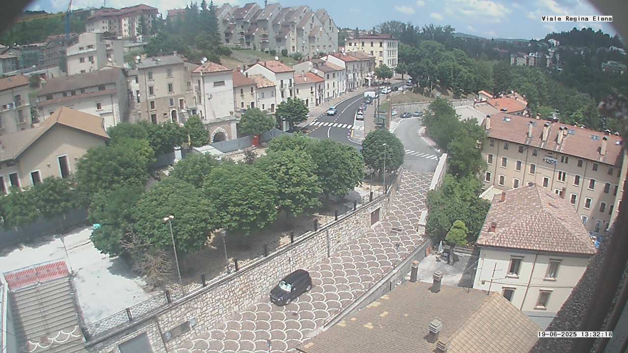 immagine della webcam nei dintorni di Rocca Pia: webcam Rivisondoli