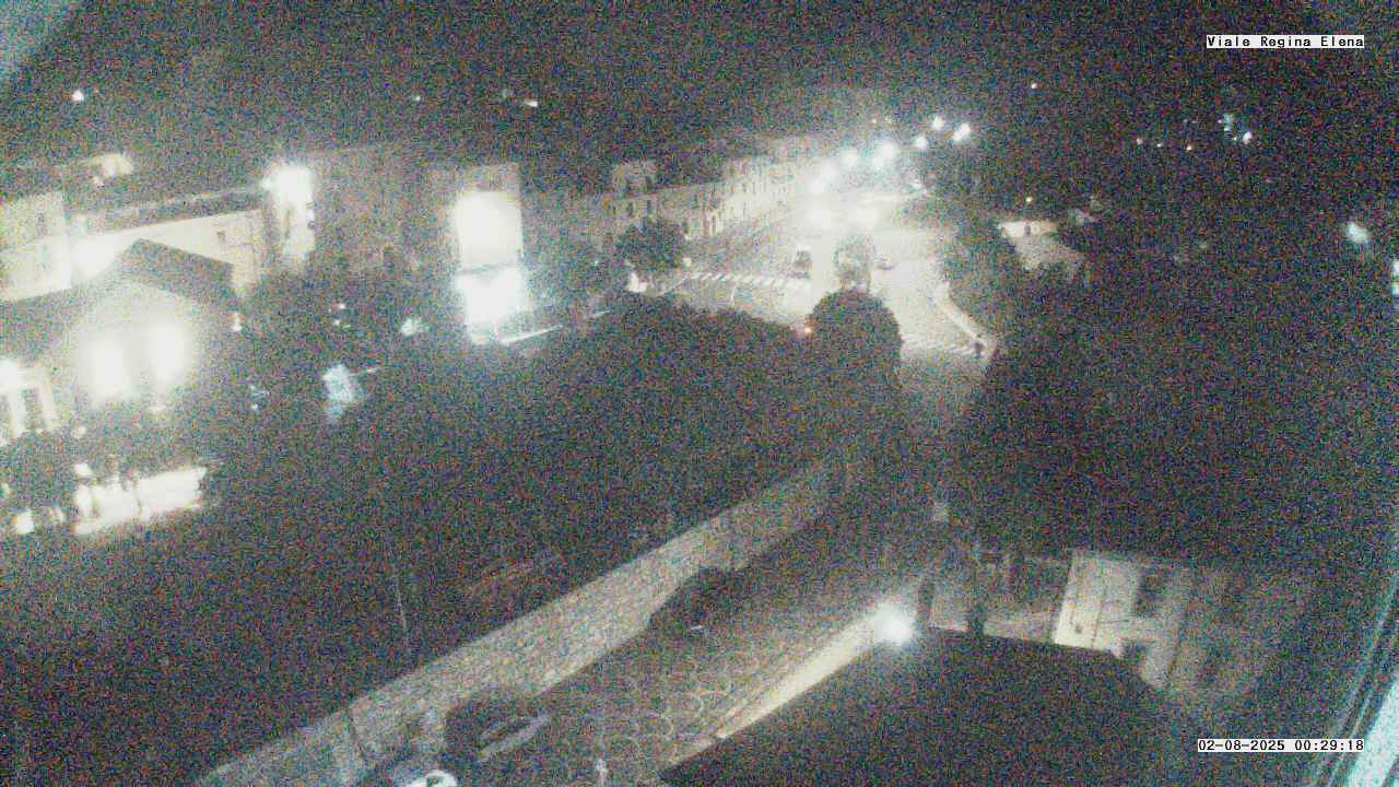 immagine della webcam nei dintorni di Pettorano sul Gizio: webcam Rivisondoli