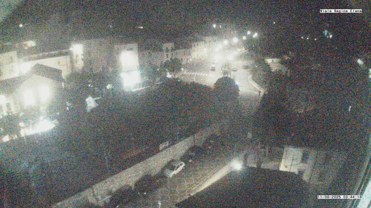 immagine della webcam nei dintorni di Roio del Sangro: webcam Rivisondoli