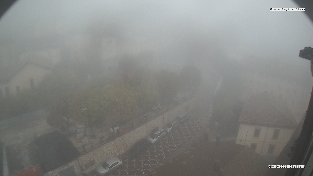 immagine della webcam nei dintorni di Cansano: webcam Rivisondoli