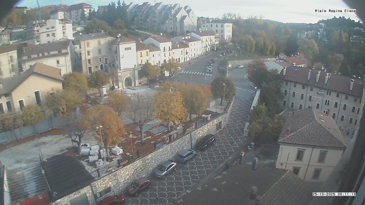 immagine della webcam nei dintorni di Castel di Sangro: webcam Rivisondoli