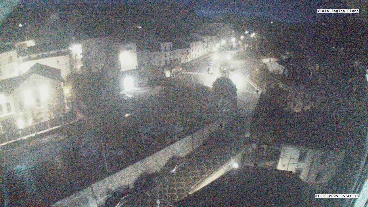 immagine della webcam nei dintorni di Scanno: webcam Rivisondoli