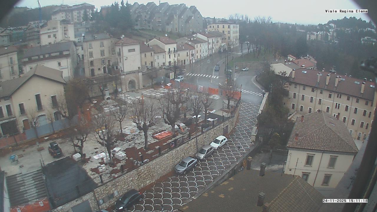 immagine della webcam nei dintorni di Roio del Sangro: webcam Rivisondoli