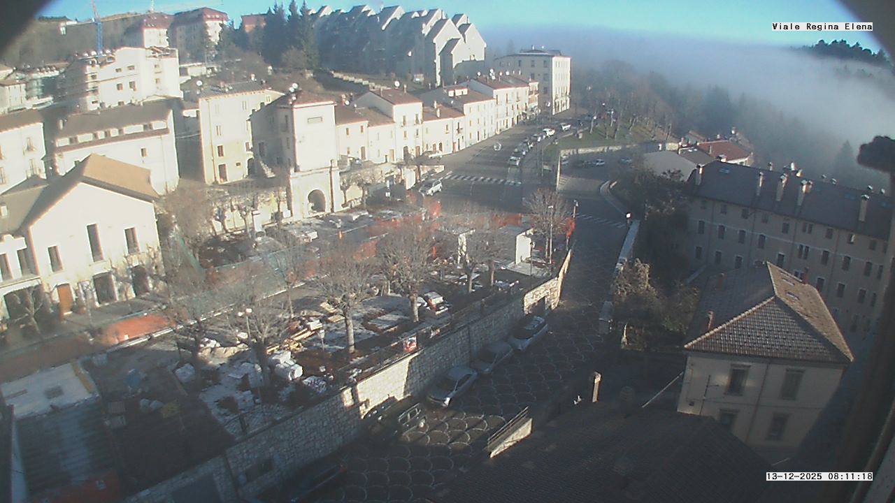 immagine della webcam nei dintorni di Castel di Sangro: webcam Rivisondoli
